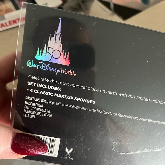 ULTA ✨ Walt Disney World Makeup Sponges - Picture 3 of 3
